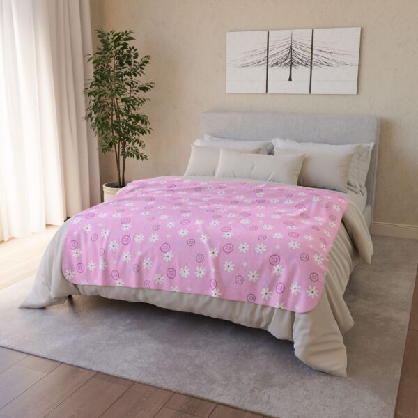 Pink Y2K Dasies Sherpa Fleece Blanket - Image 8