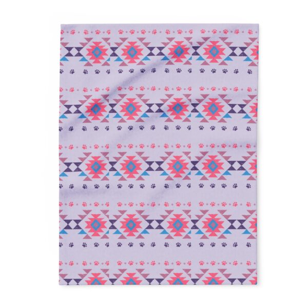 Cozy Arctic Fleece Blanket with Vibrant Tribal Pattern - Image 2