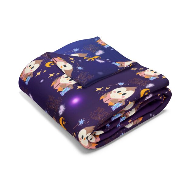 Cozy Bookworm Owl Fleece Blanket, - Image 4