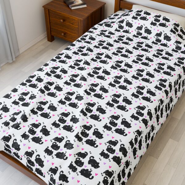 Cozy Cow Print Blanket - Warm Velveteen Plush Throw, Cute Home Decor, Gift for Cows Lovers, Snuggle Blanket, Farmhouse Style Cozy - Image 11